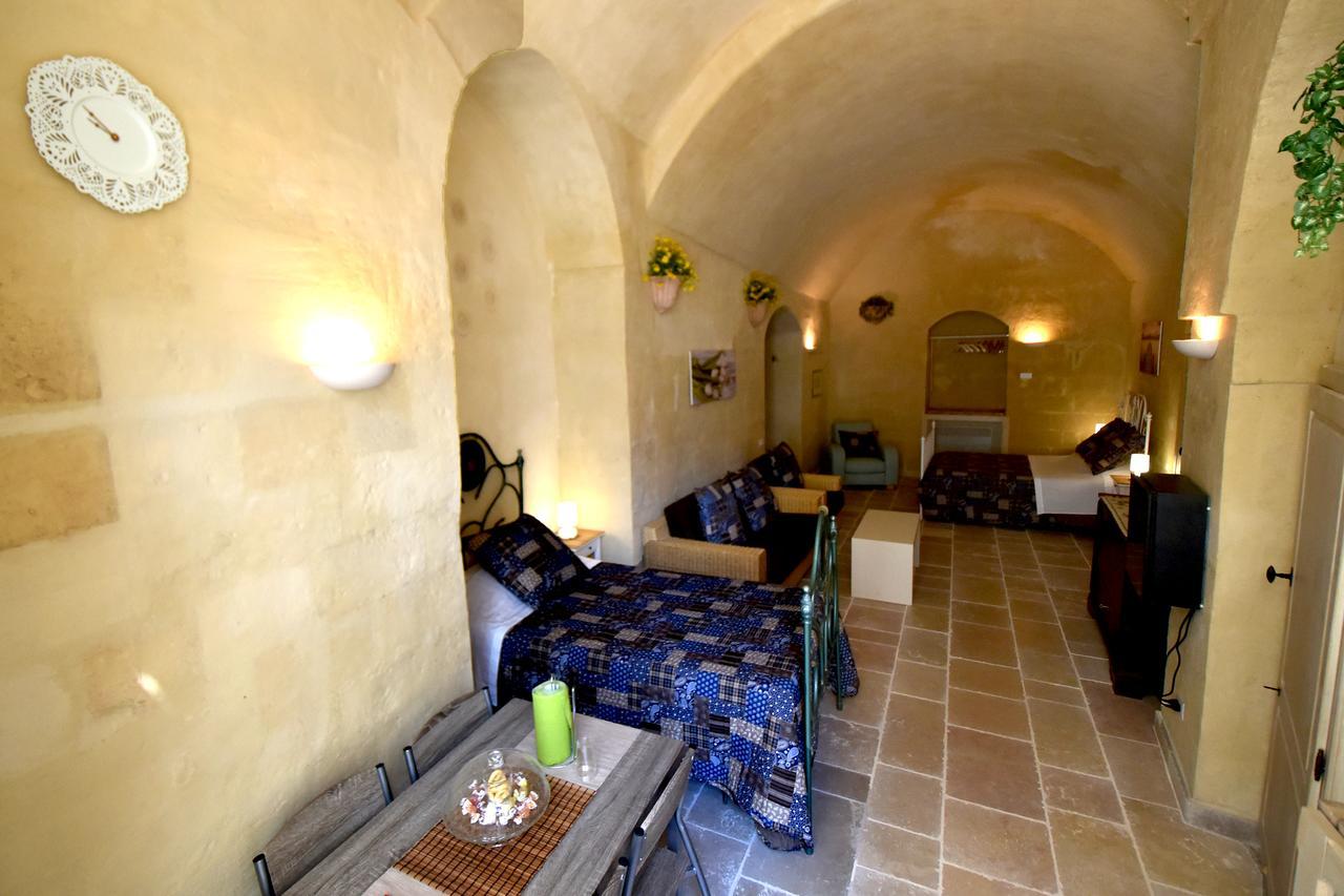 Bed and Breakfast Hoplites Матера Екстер'єр фото